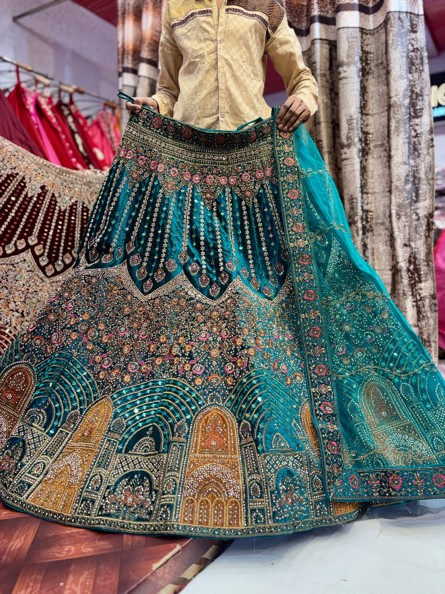 Hermosa lehenga nupcial Jhumka en azul verdoso