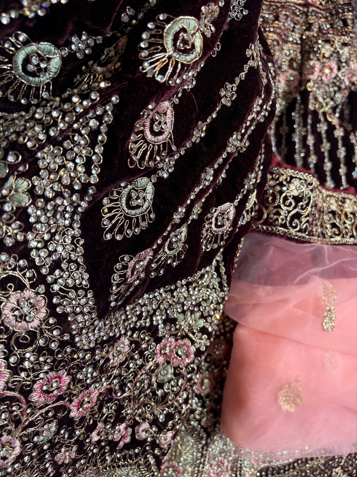 Khoobsurat maroon Jhumka bridal Lehenga