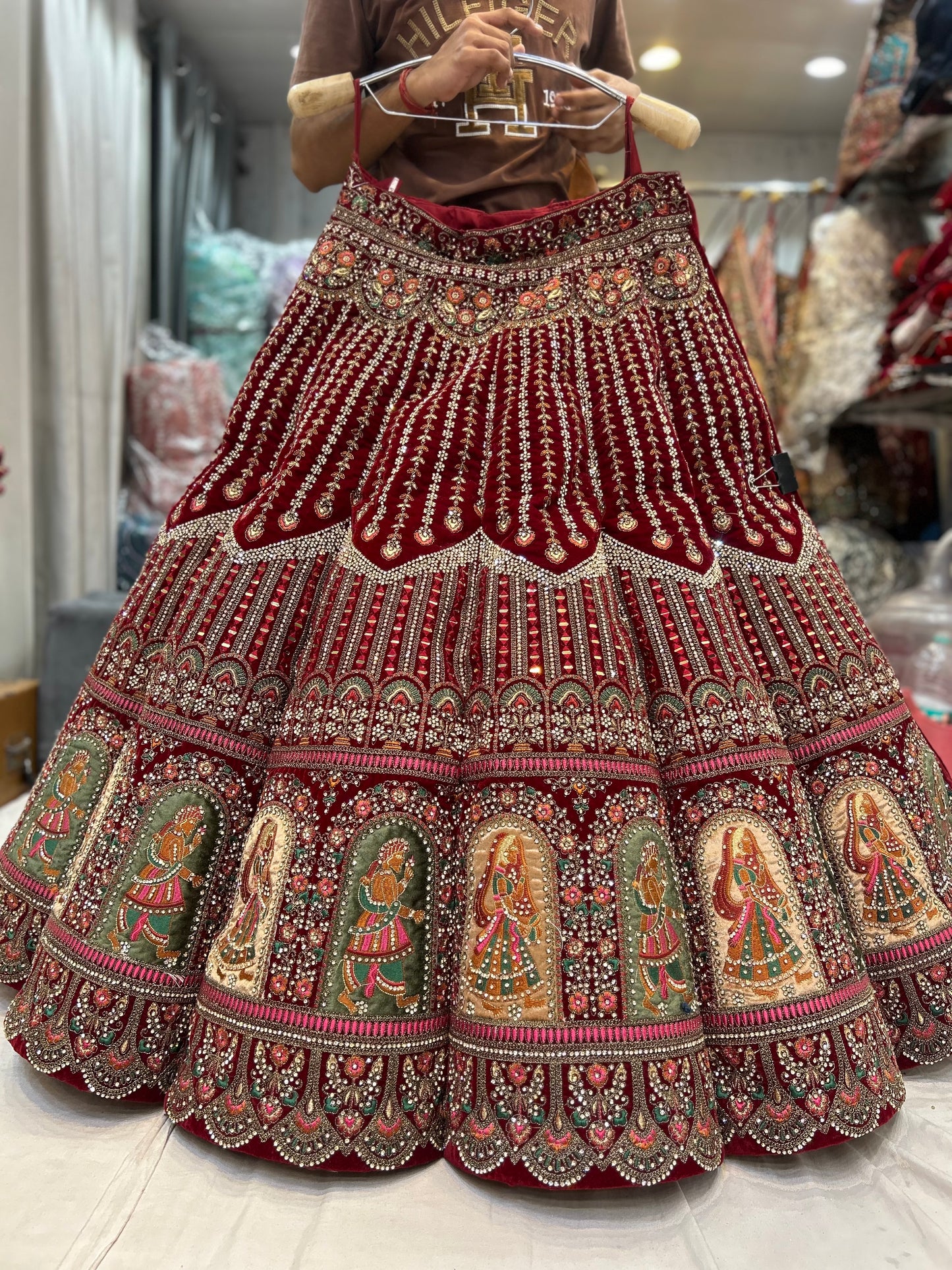 Figure Ball Pattern maroon doli barat lehenga
