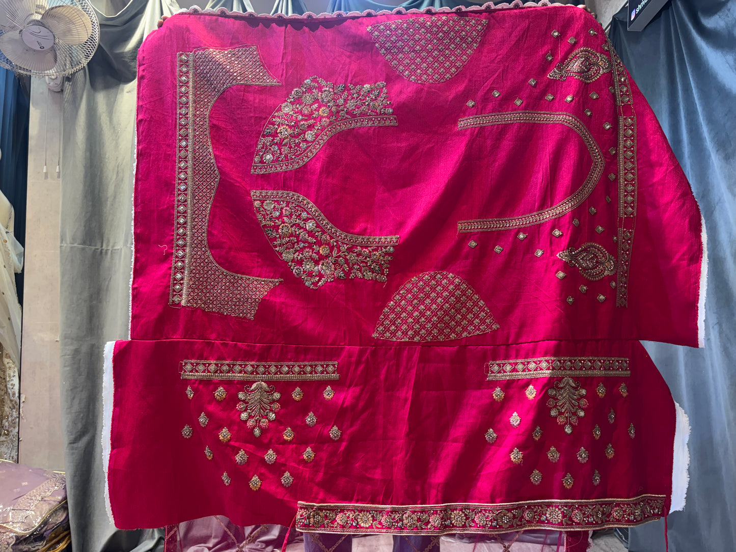 Khoobsurat Rani pink peacock Bridal Lehenga