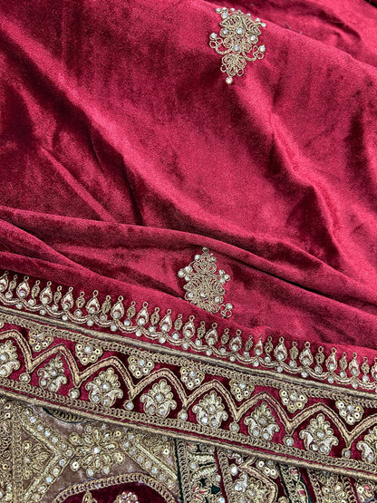 مدهش العاج المارون مزدوج دوبتا ليهينجا