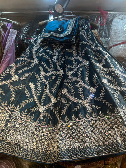 ليهينغا العمل الأزرق الجذاب