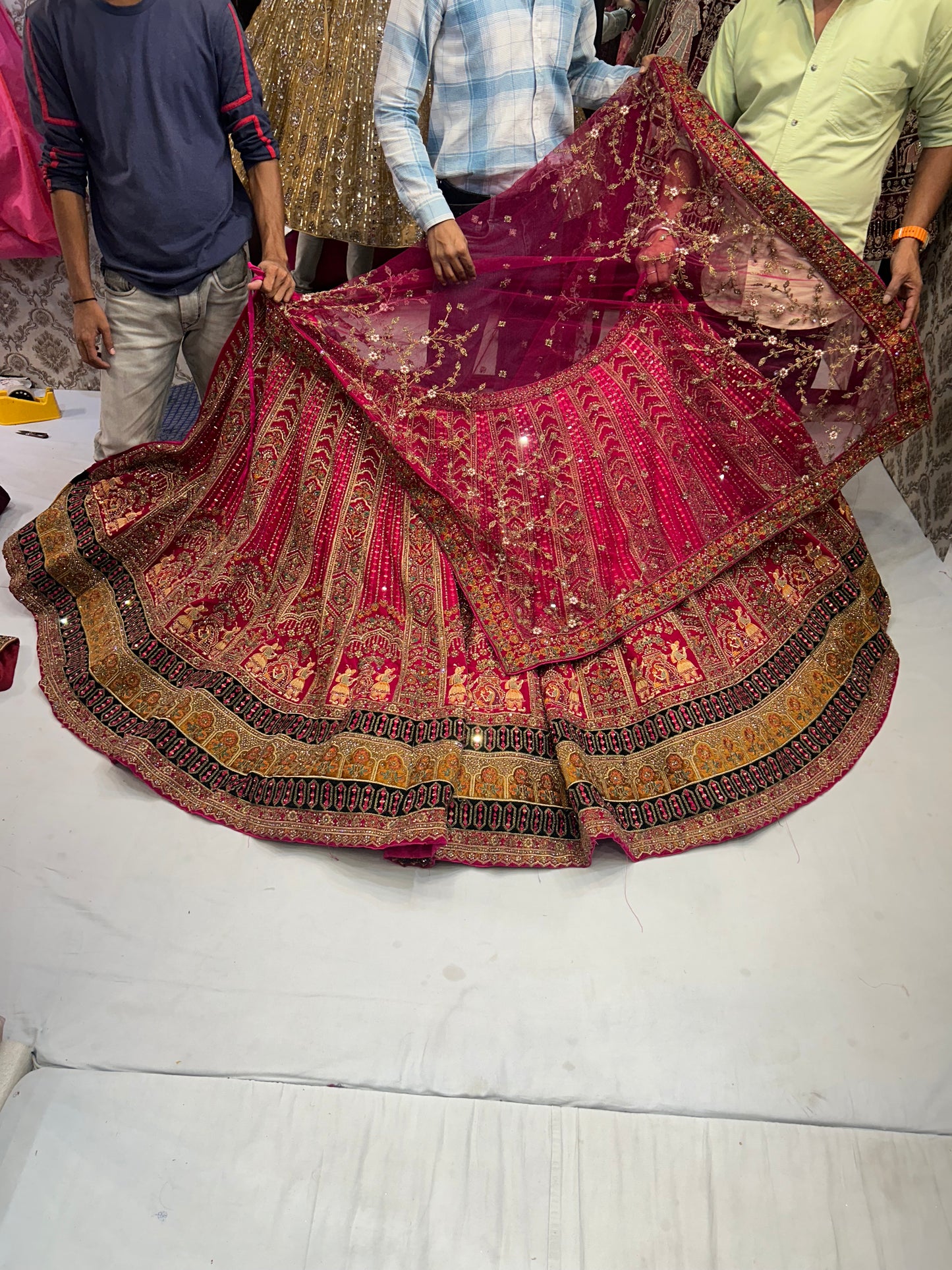 Lehenga nupcial de precio barato