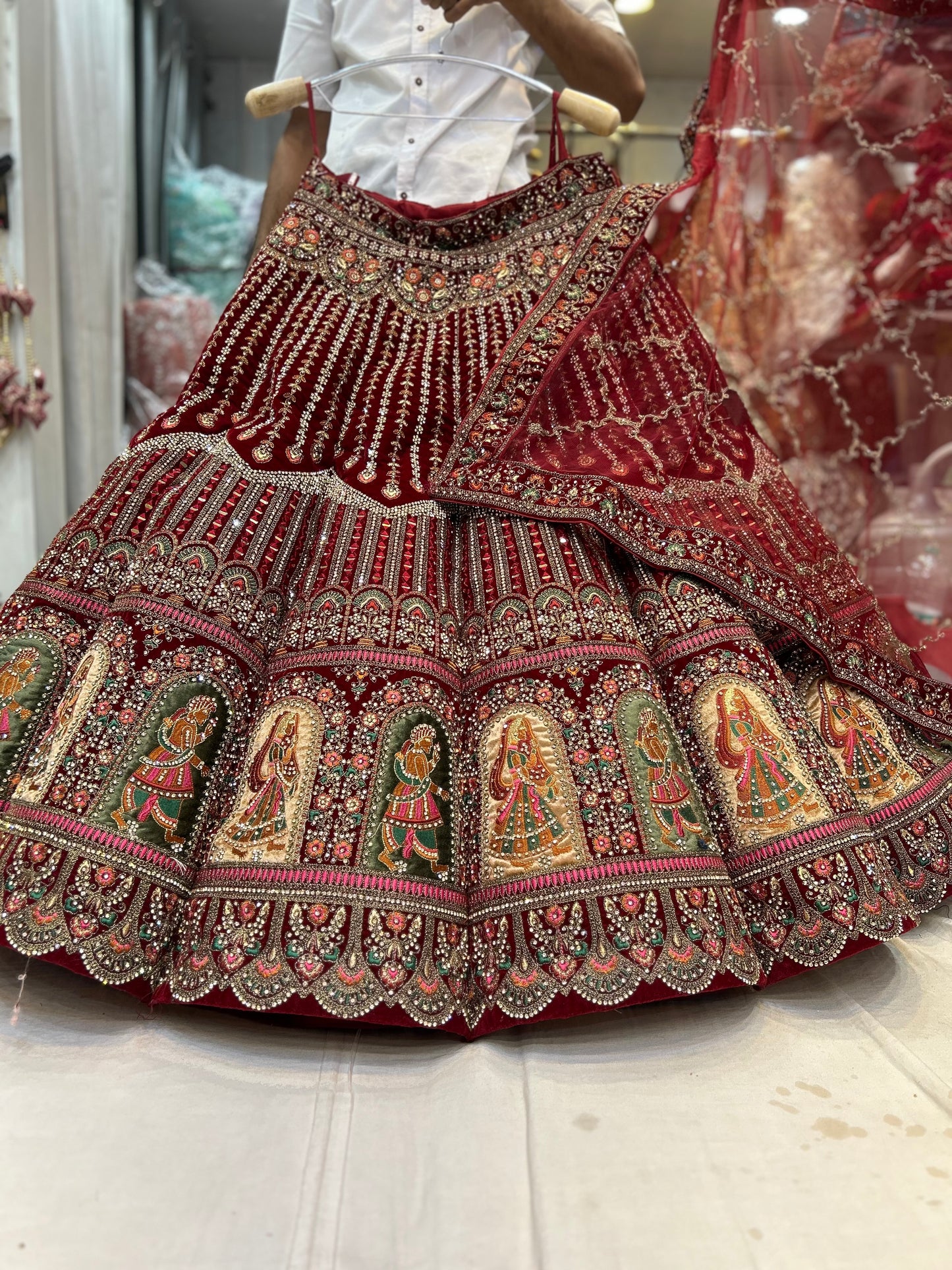 Figure Ball Pattern maroon doli barat lehenga