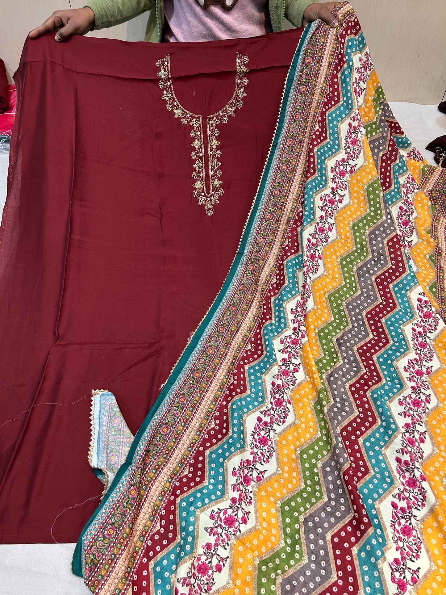 بدلة سيدات حمراء رائعة