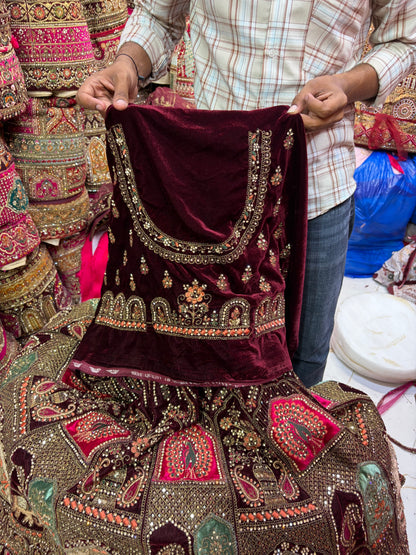 لينجا عرائس دولي بارات خمري غامق