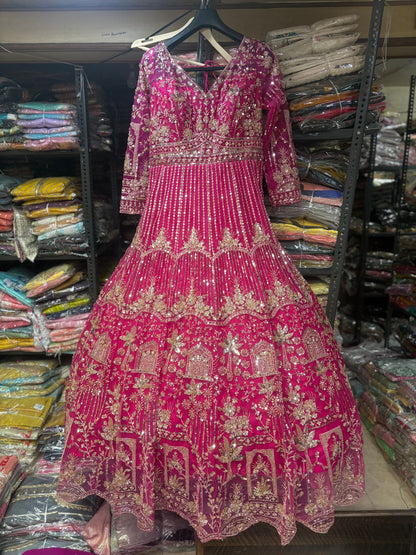 Khoobsurat Hot pink Farshi garara muslim Bride Special Dress