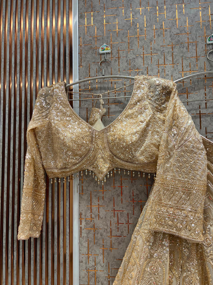 Mehndi’s greenCrop top Lehenga