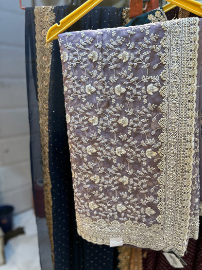 Tremendous lilac purple pink Saree