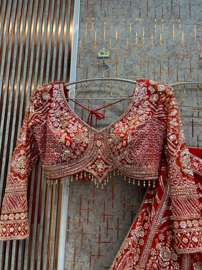 Mehndi’s greenCrop top Lehenga