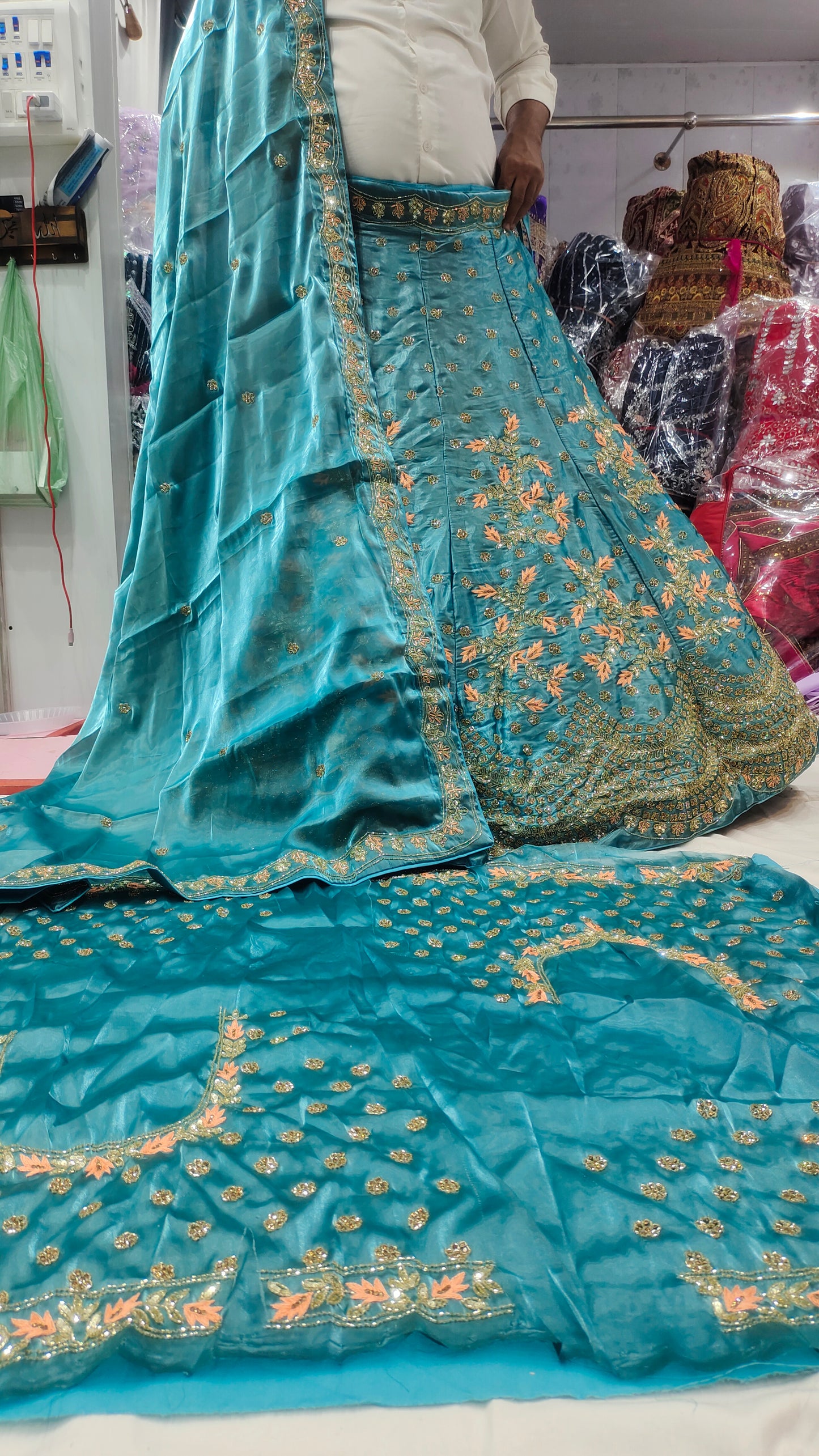 Lehenga رائع