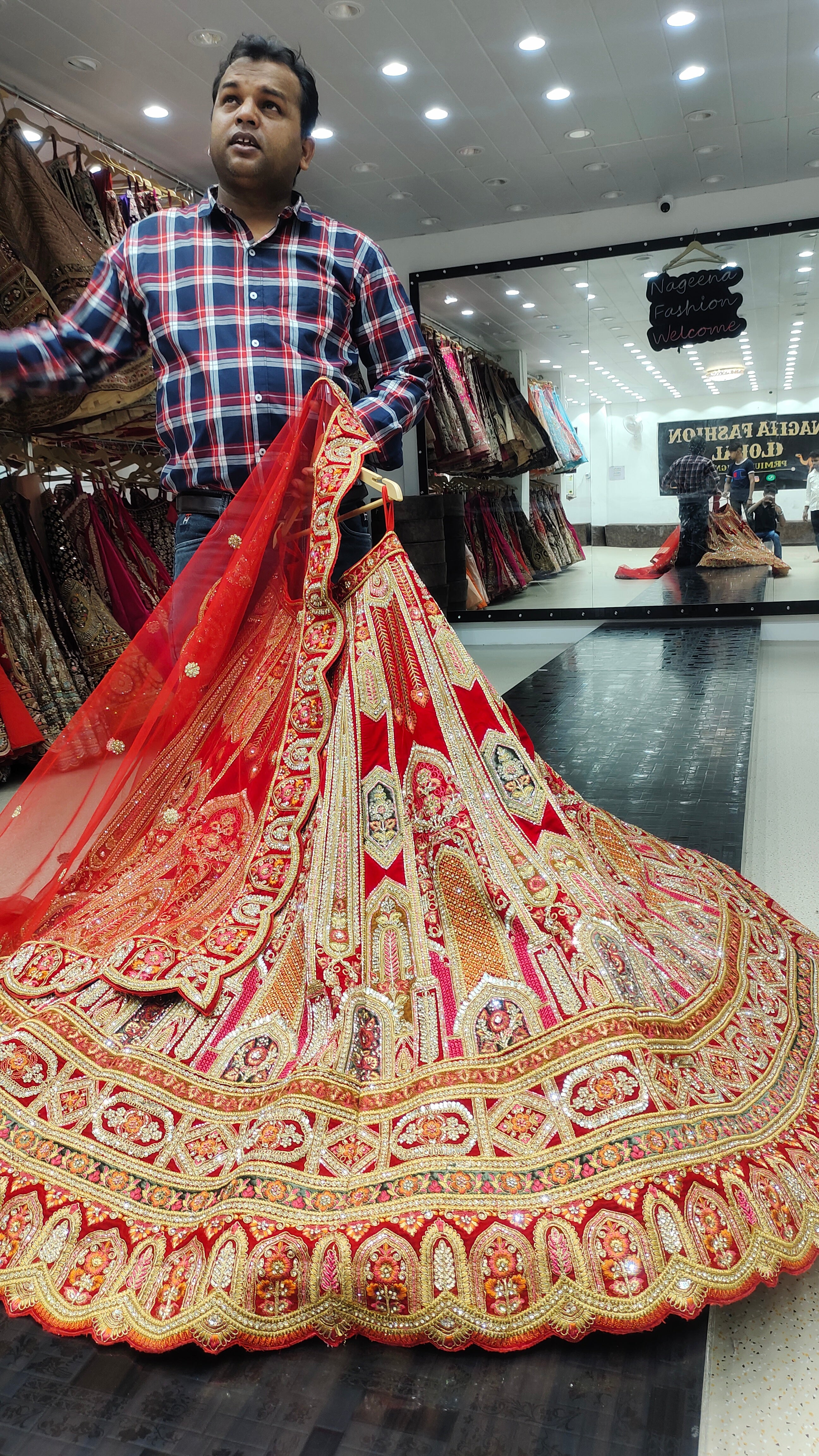 Amazing Red HEavy Bridal Lehenga Shopping World