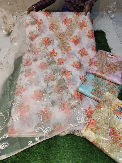 कुछ अलग गुलाबी सफेद अनसिला सलवार सूट ड्रेस सामग्री (मुफ़्त आकार)