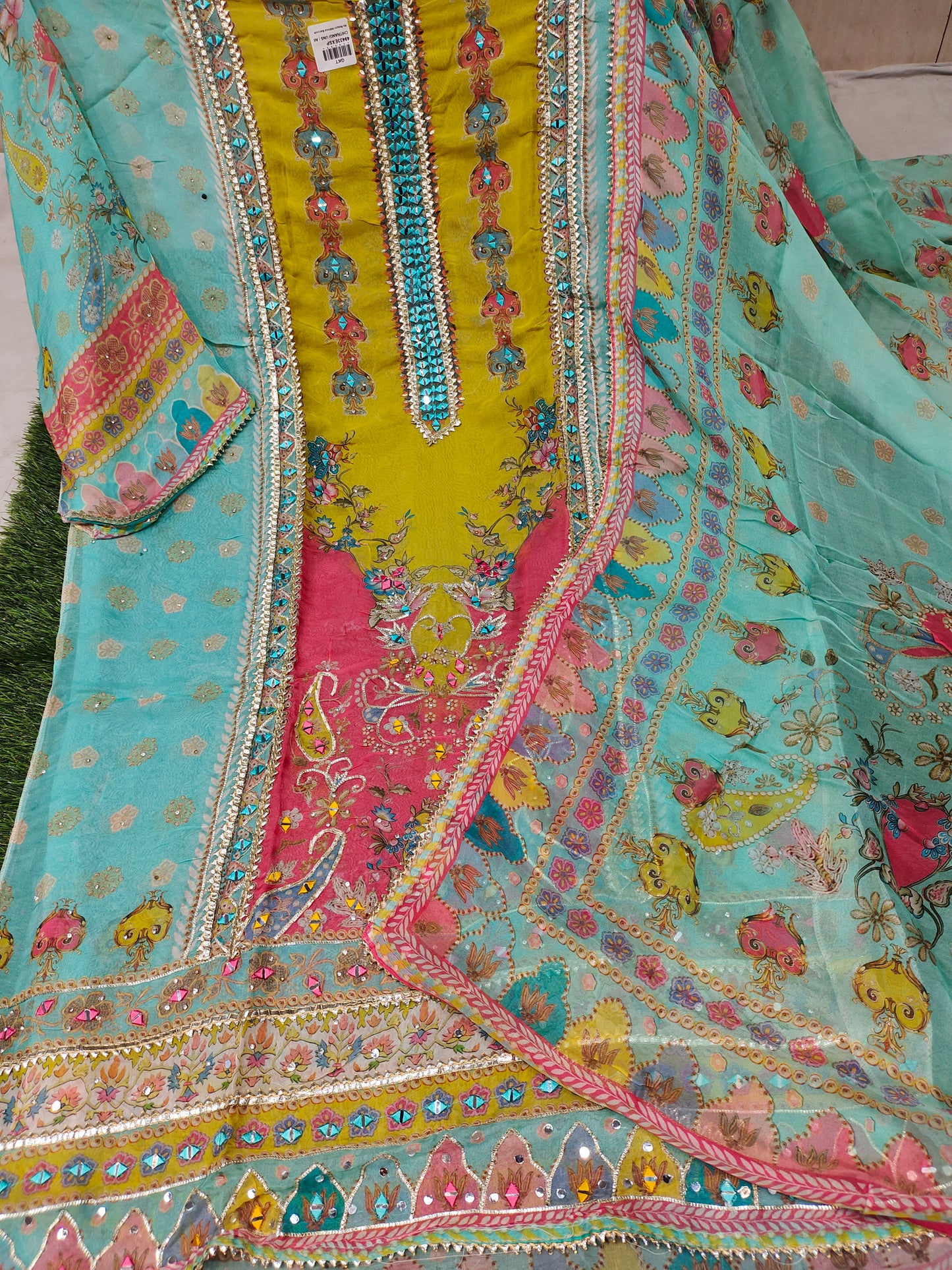 Fantastic multicolour blue Unstitched suit (free size)