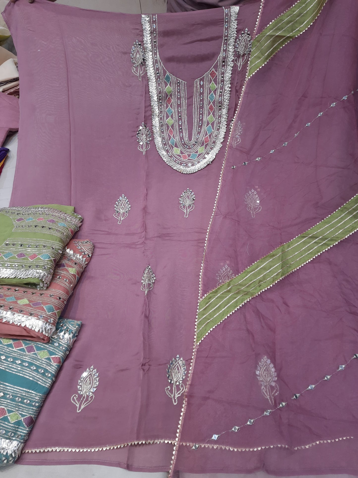 Elegant pink Unstitched suit ( free size )