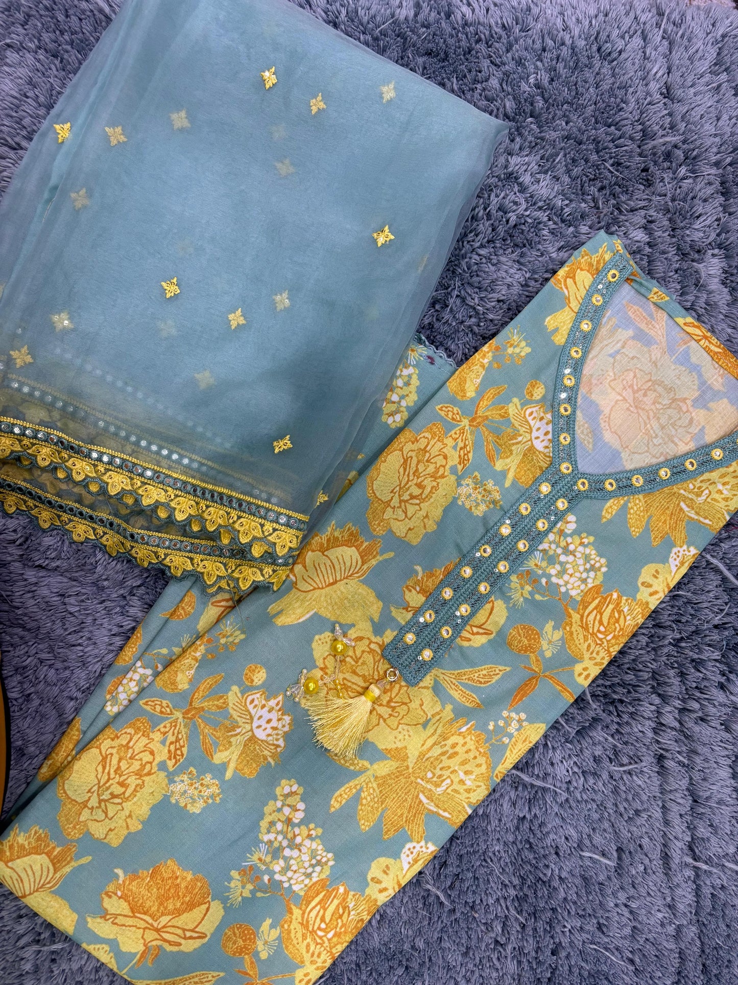 Good looking blue Unstitched suit ( free size )