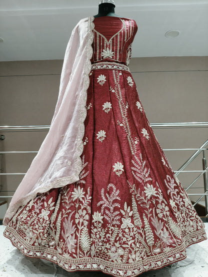 Khoobsurat maroon Lehenga