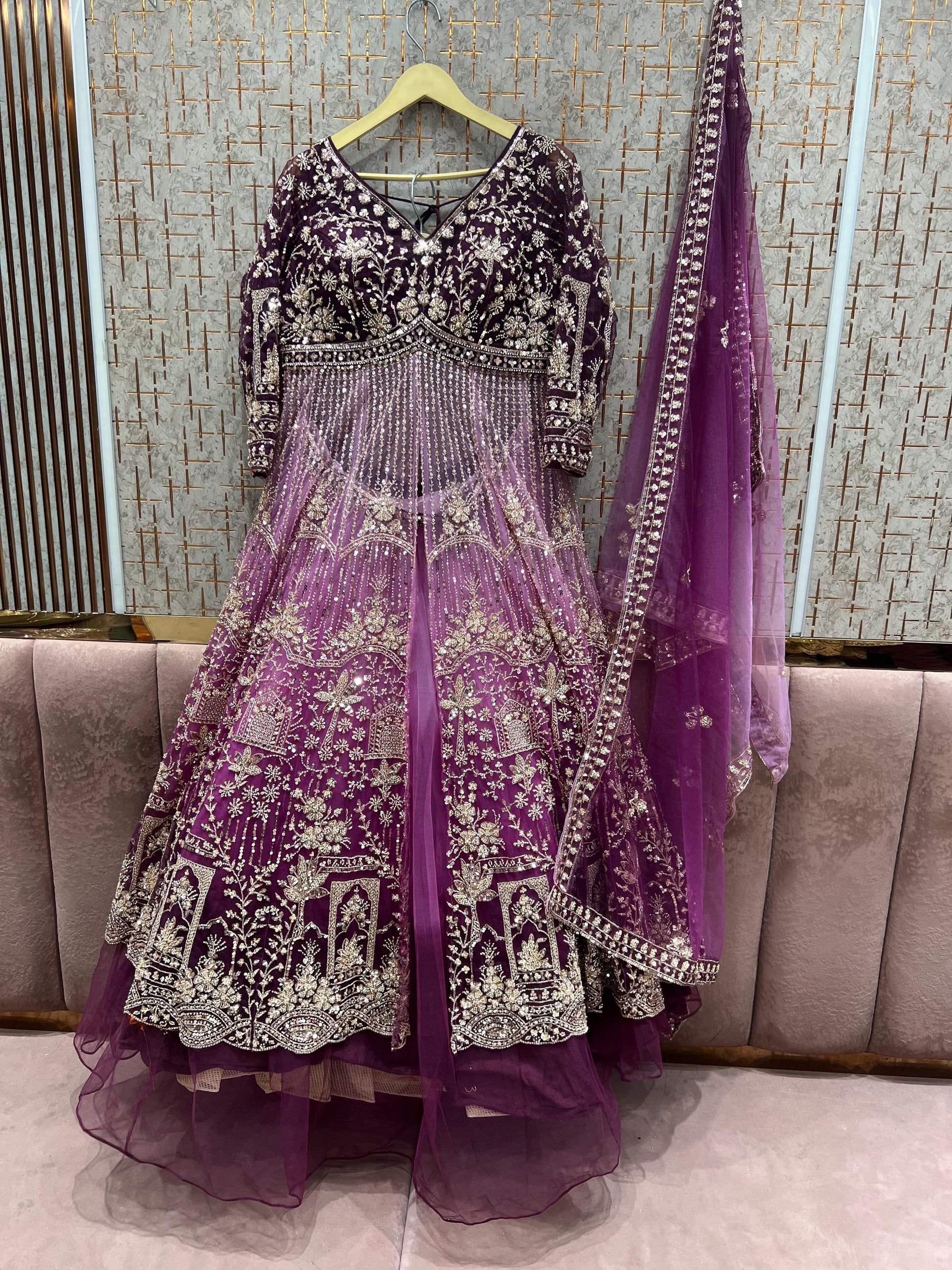 purple muslim dress Long Sleeve Purple Lace Applique prom dresses with High Neckline