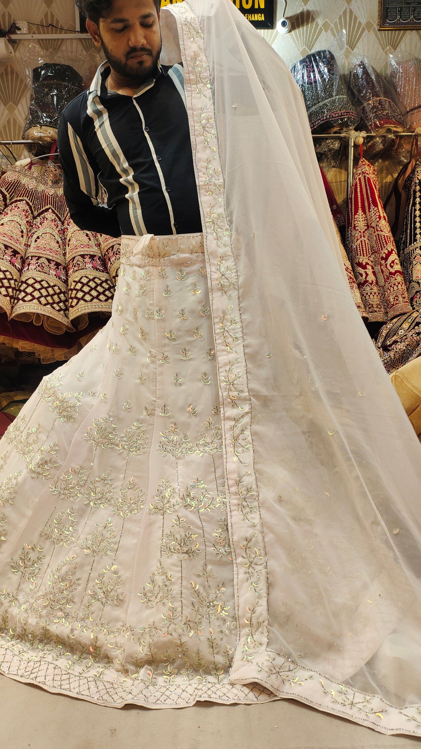 Lehenga رائع