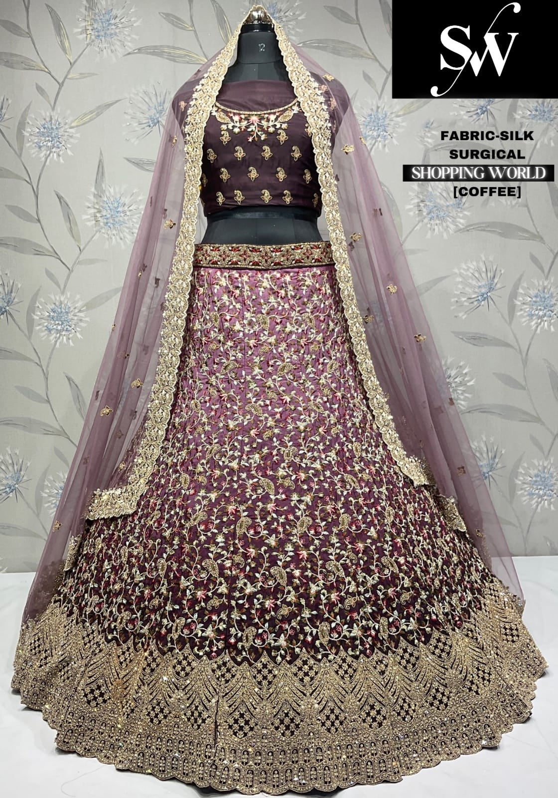 Lehenga majestuosa de seda azul cielo para fiesta