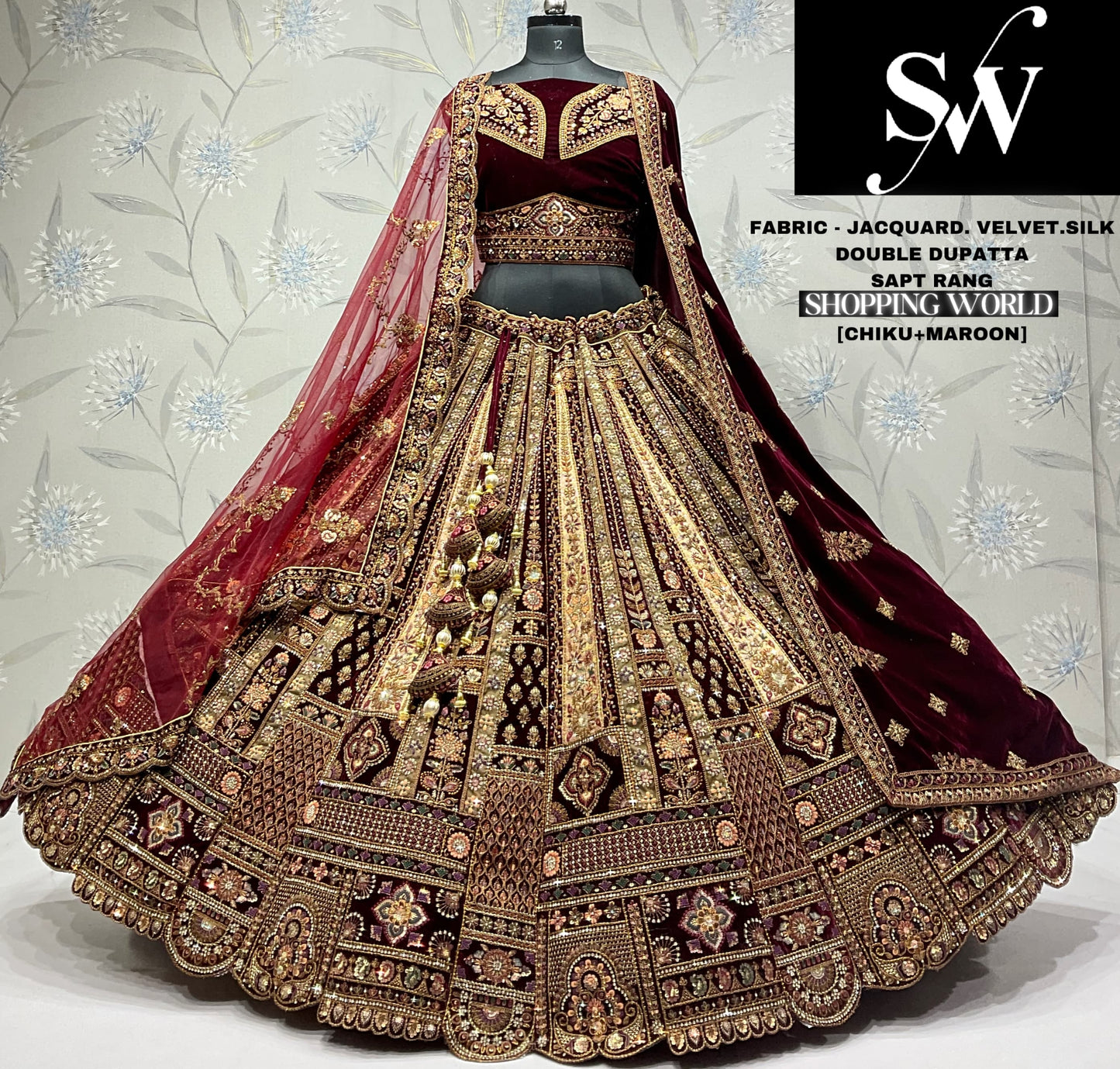 Lehenga nupcial doble dupatta Chiku de seda jacquard color granate
