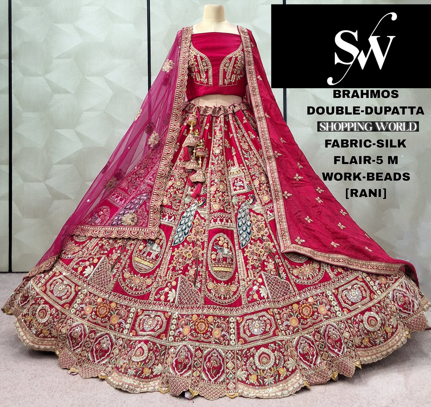 शानदार मोर पंख वाले रेशमी लाल रंग के डबल दुपट्टे वाला ब्राइडल लहंगा