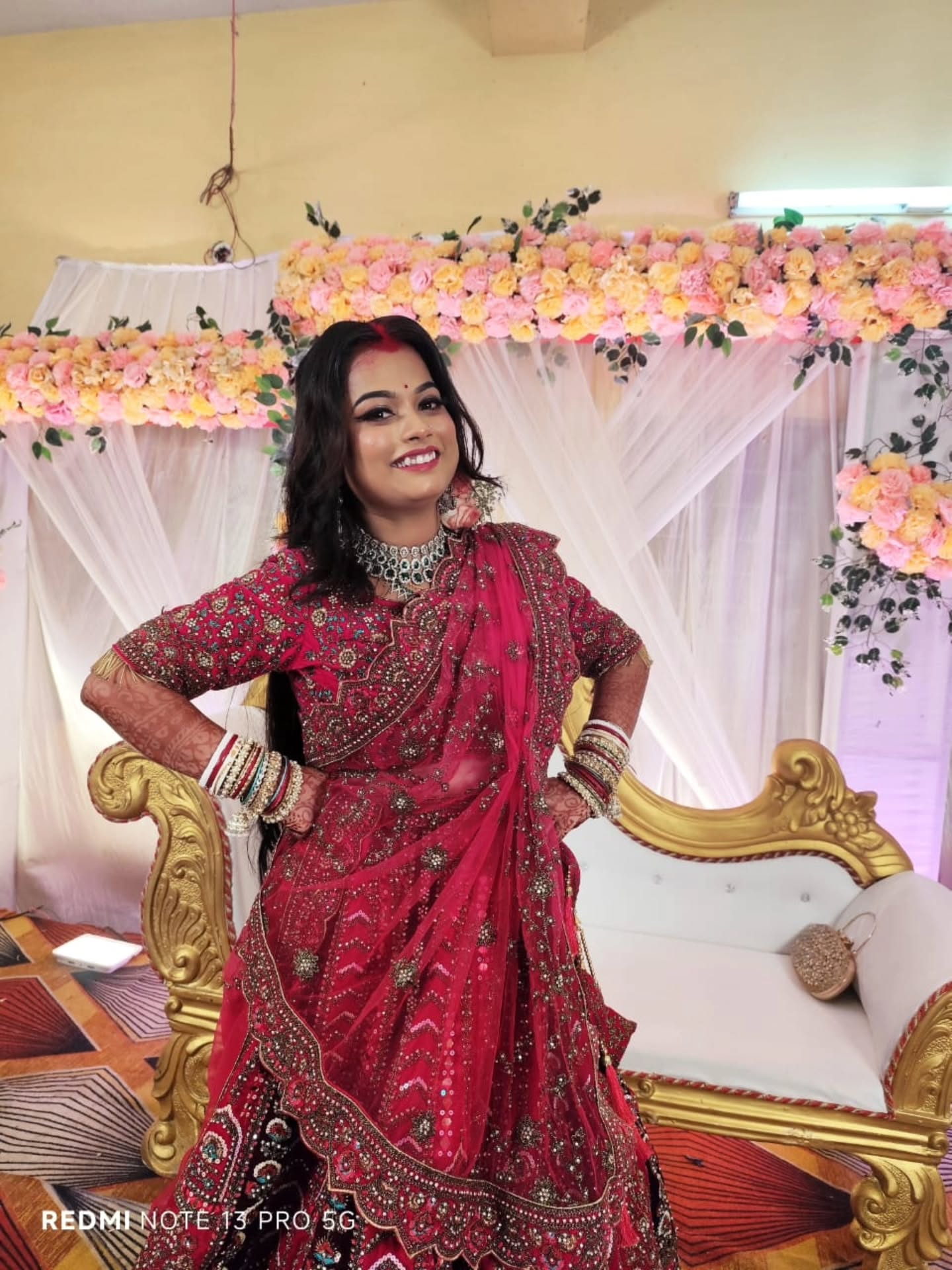 الساحرة الوردي الداكن الثقيل ليهينجا (عميل سعيد)