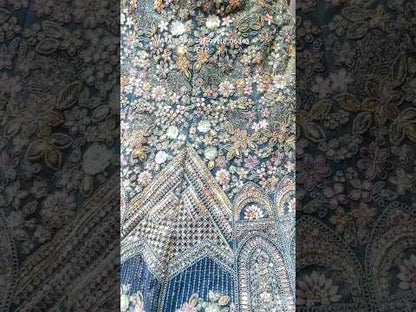 Lehenga azul cielo pesada y bonita