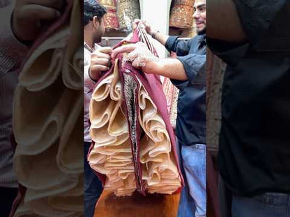 Lehenga nupcial de diseñador en color granate