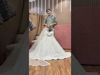 Lehenga con top corto blanco de diseñador