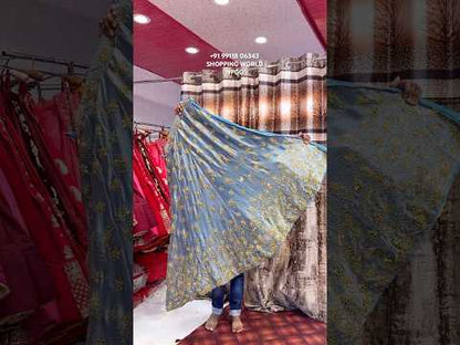 Atractiva lehenga de novia azul cielo