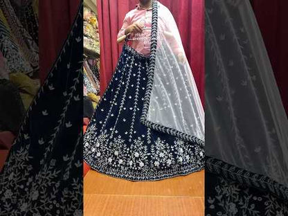 Agradable lehenga azul marino