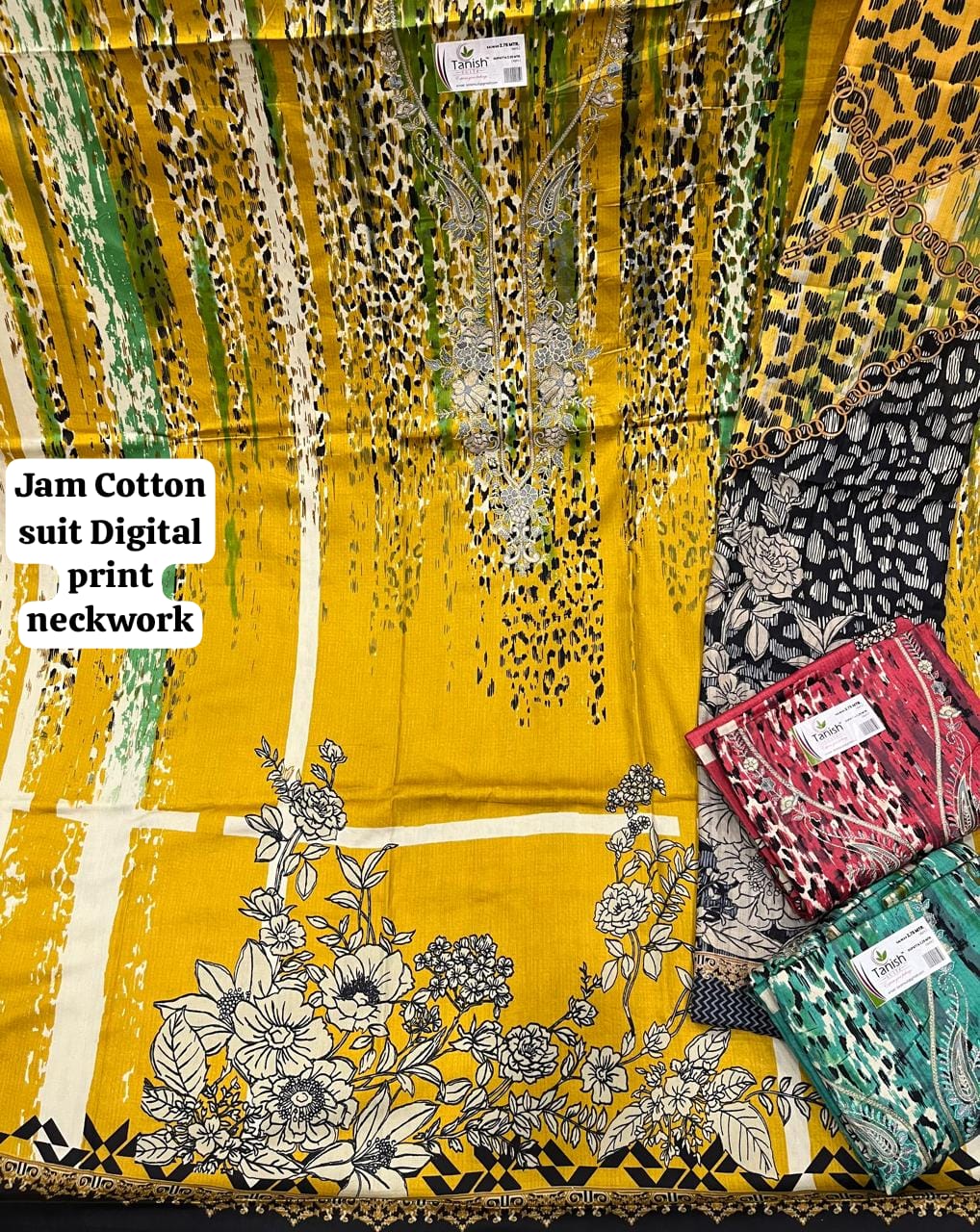 मेहंदी स्पेशल पीला अनस्टिच्ड सलवार सूट ड्रेस मटीरियल (फ्री साइज़)