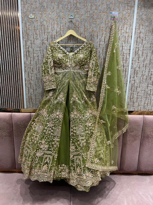 Elegant Green Farshi garara muslim Bride Special Indo Dress Elegant Green Farshi garara muslim Bride Special Indo Dress