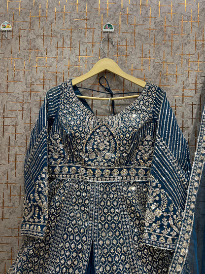 Fabulous Hot pink Farshi garara muslim Bride Special Dress