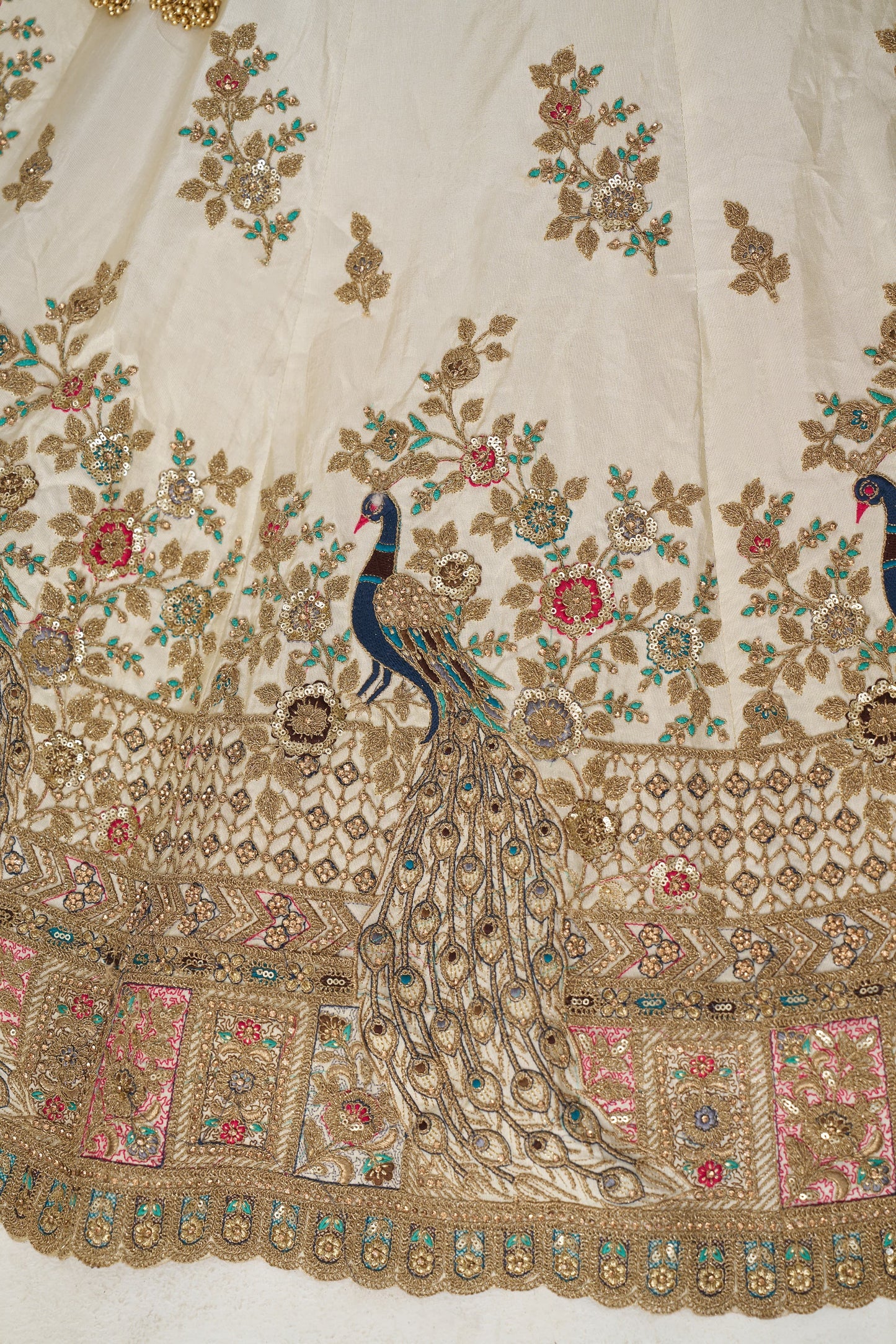 Amazing white girlish lehenga 07