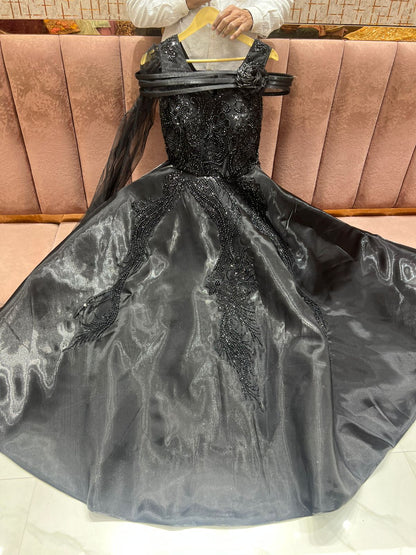 Black Gown - Shopping World